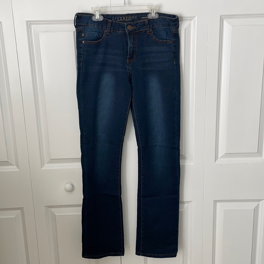 Straight Leg Liverpool Jeans Size 8 / 29